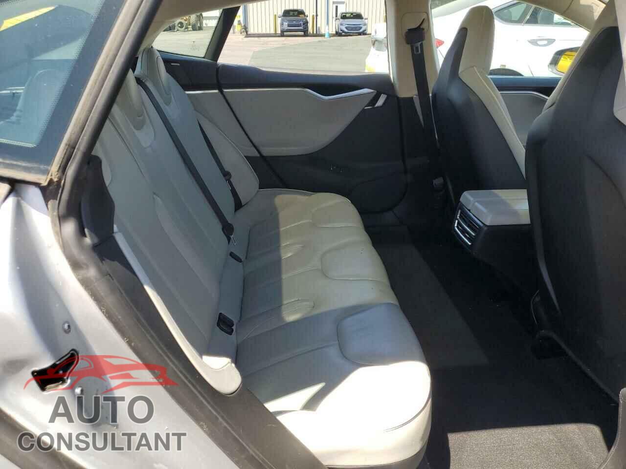 TESLA MODEL S 2012 - 5YJSA1CP6CFP01409