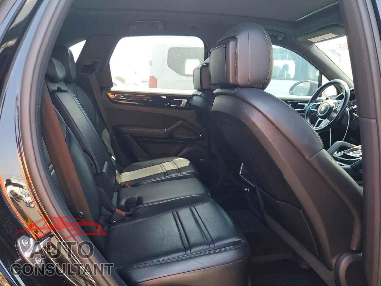 PORSCHE CAYENNE 2019 - WP1AA2AY0KDA01144