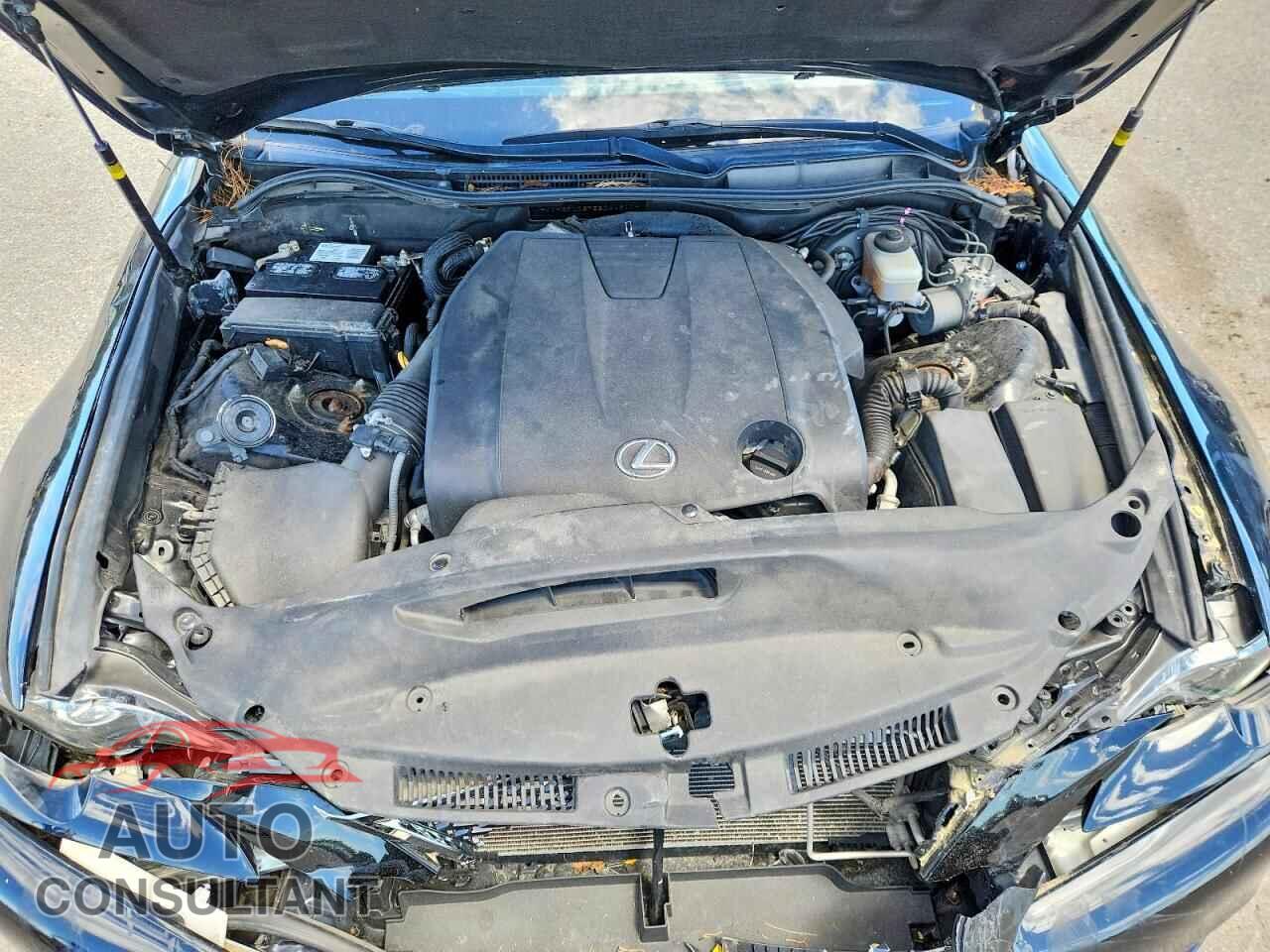 LEXUS IS 2014 - JTHBF1D27E5041811