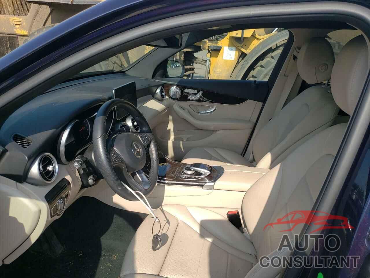 MERCEDES-BENZ GLC-CLASS 2017 - WDC0G4KB4HV010623