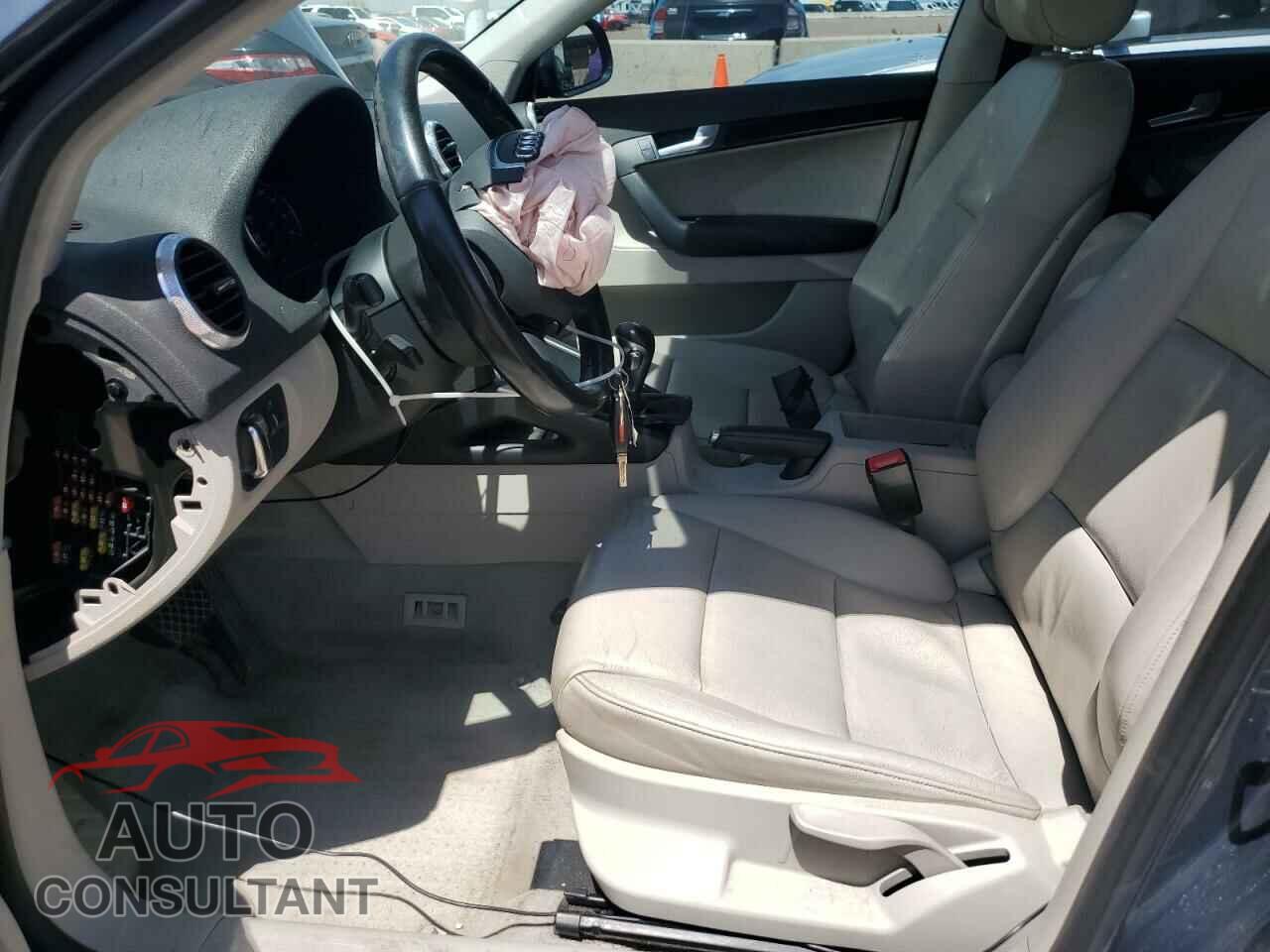 AUDI A3 2010 - WAUDFAFM6AA091641