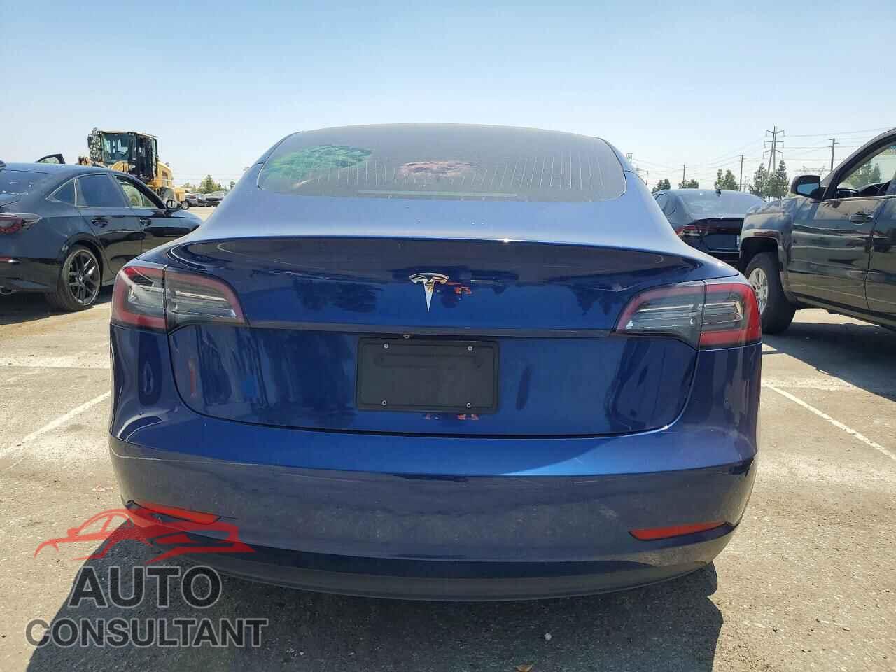 TESLA MODEL 3 2019 - 5YJ3E1EA9KF400732