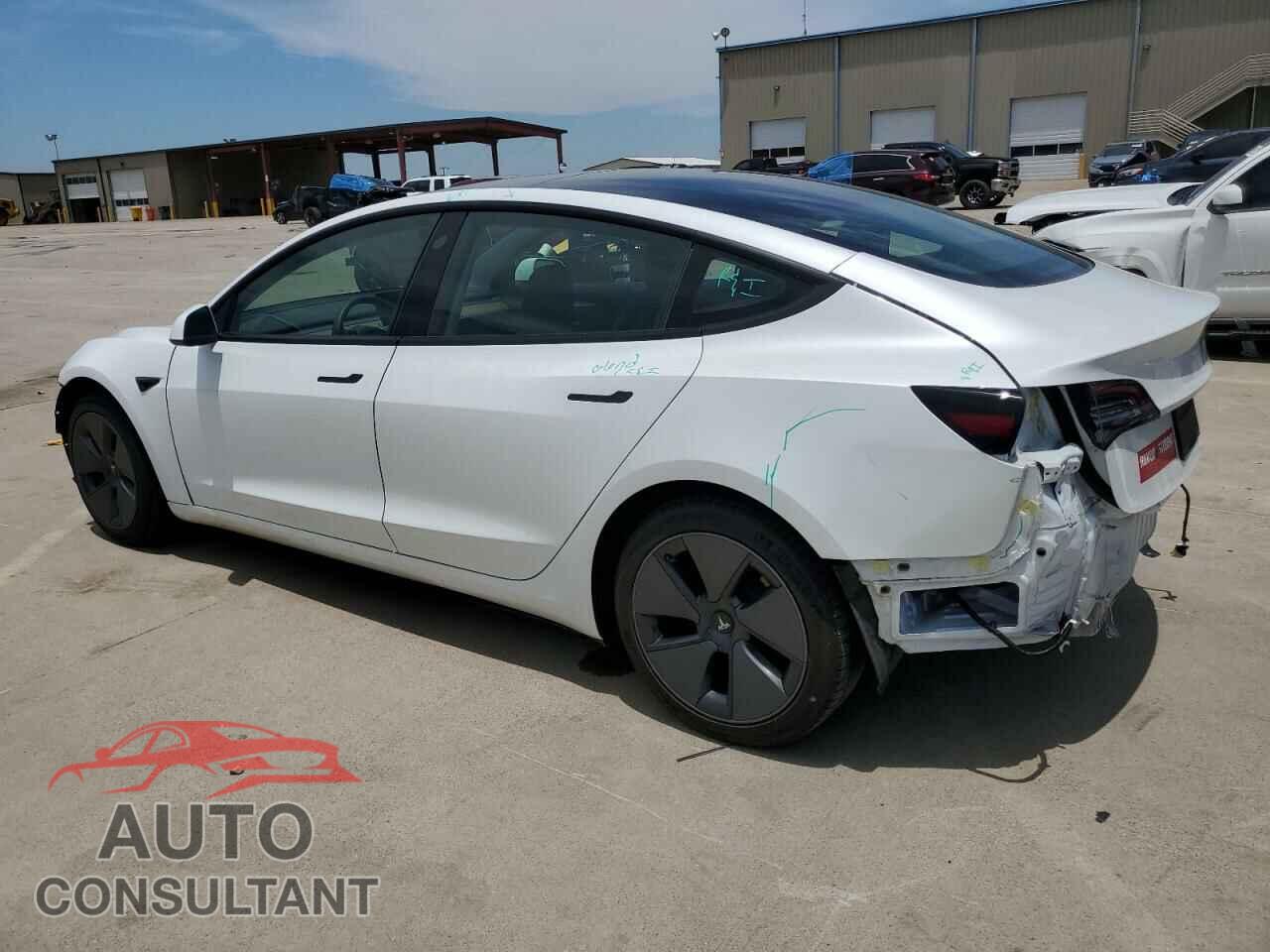 TESLA MODEL 3 2021 - 5YJ3E1EA2MF016777