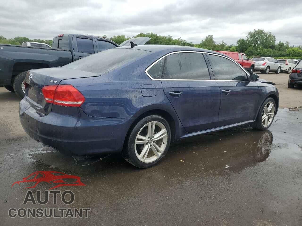 VOLKSWAGEN PASSAT 2014 - 1VWBT7A38EC043473