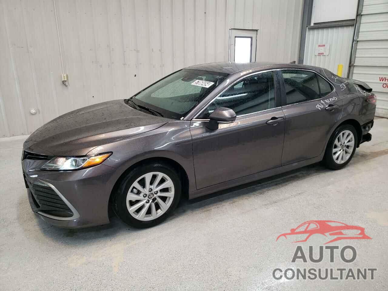 TOYOTA CAMRY 2023 - 4T1C11AKXPU812632