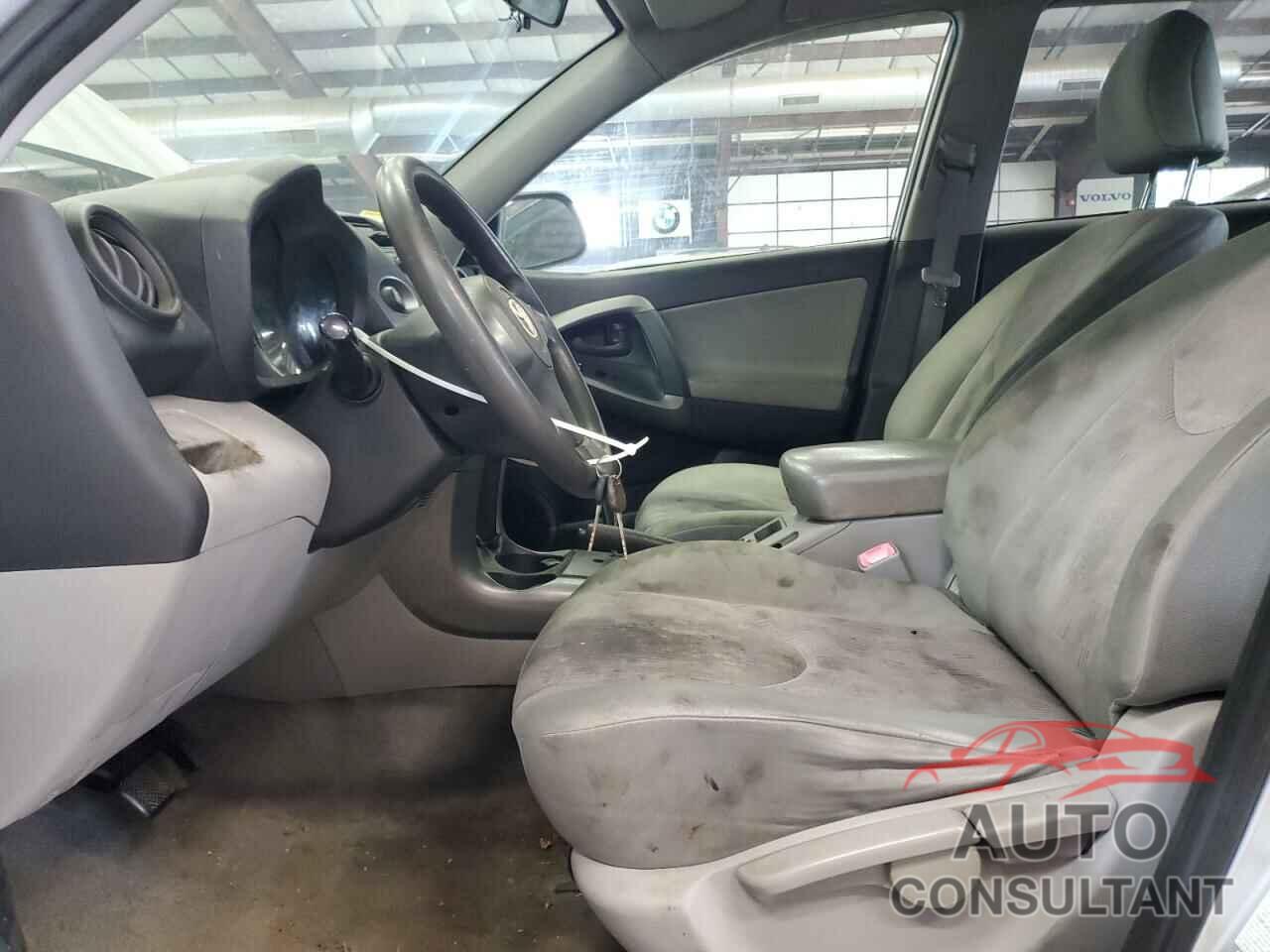 TOYOTA RAV4 2011 - JTMBF4DV9B5043522