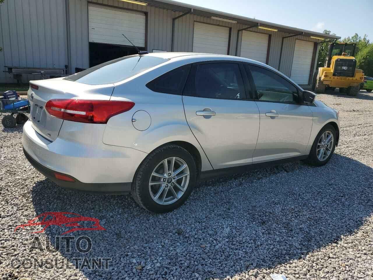FORD FOCUS 2018 - 1FADP3F24JL284794