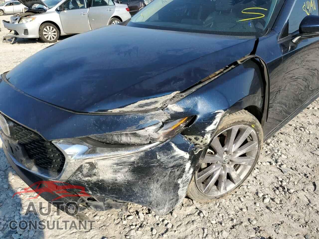 MAZDA 3 2019 - 3MZBPAEM5KM104227