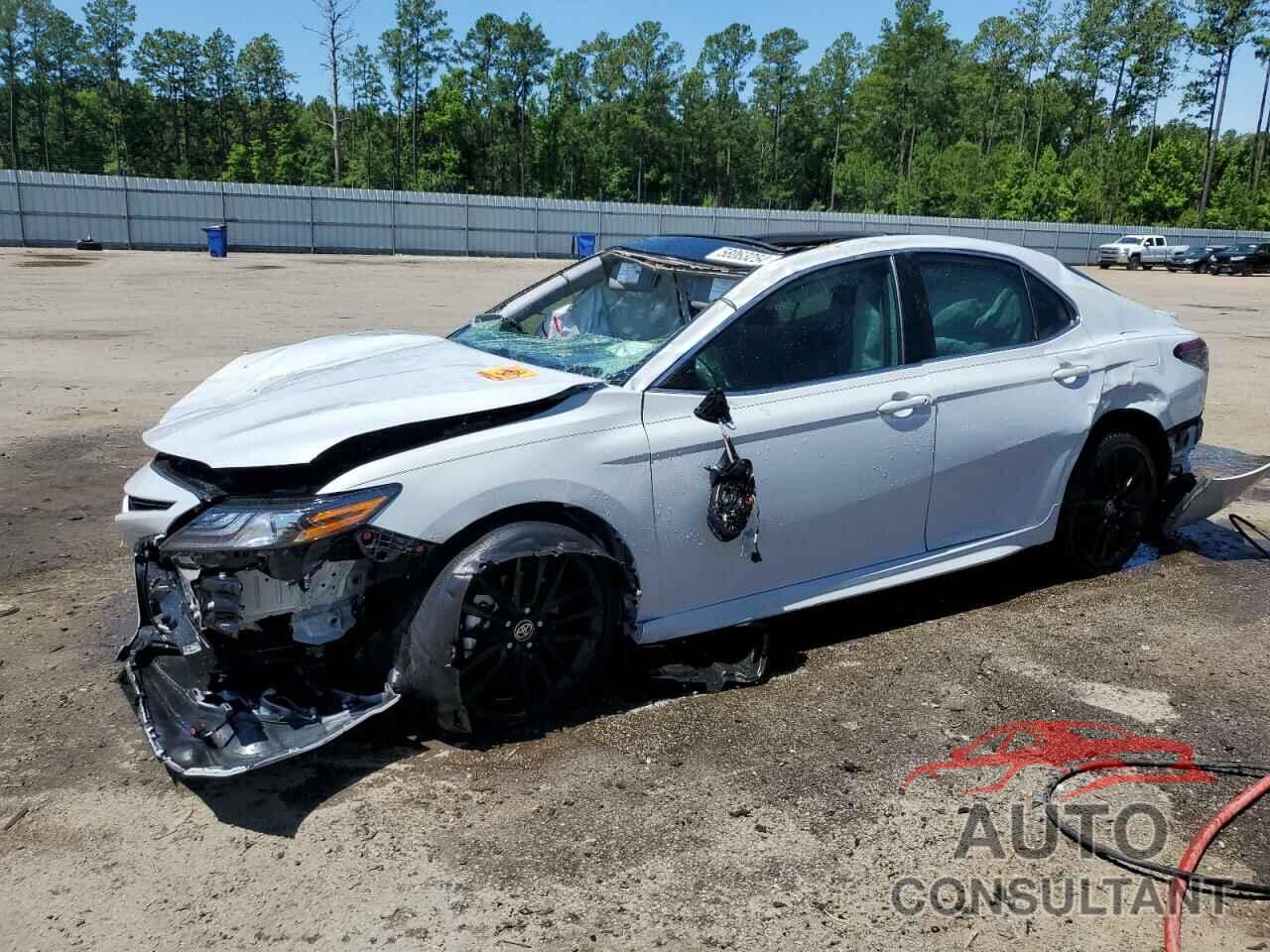 TOYOTA CAMRY 2024 - 4T1KZ1AK0RU094774