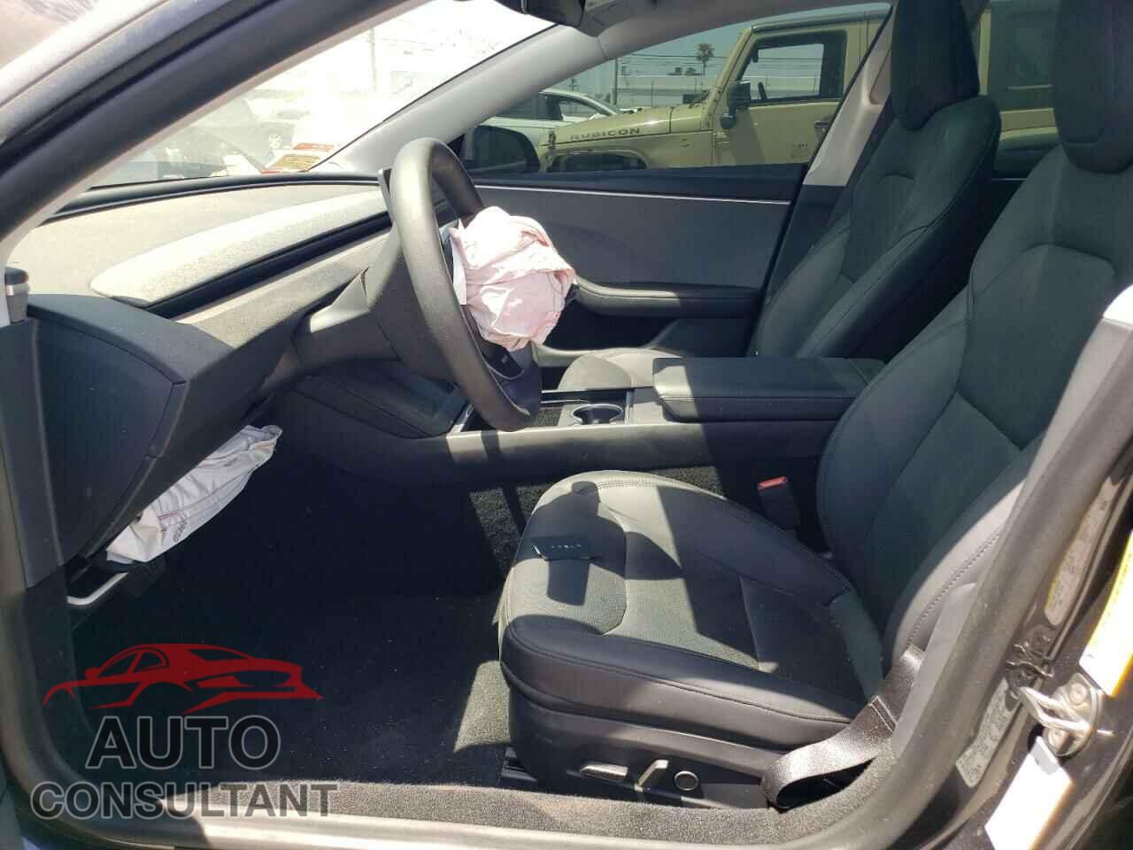 TESLA MODEL 3 2024 - 5YJ3E1EA9RF722202