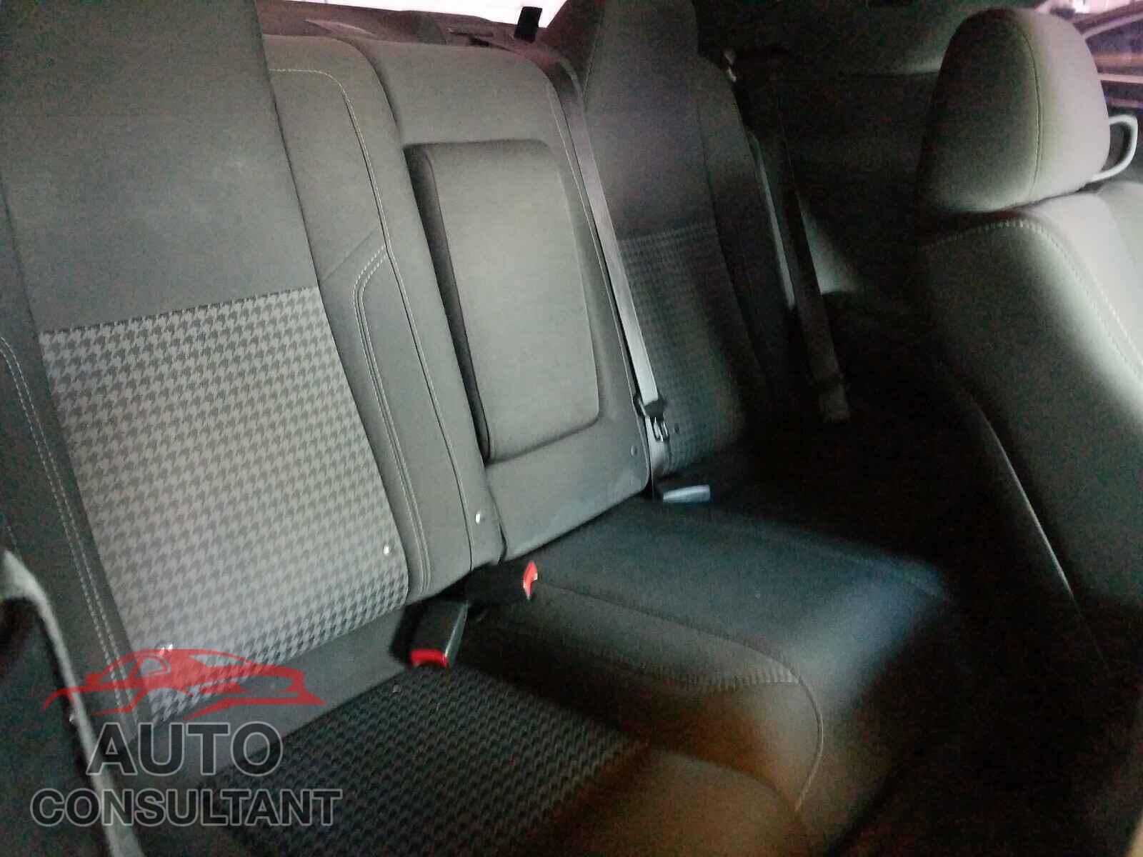 DODGE CHALLENGER 2018 - 2C3CDZAG3JH172025