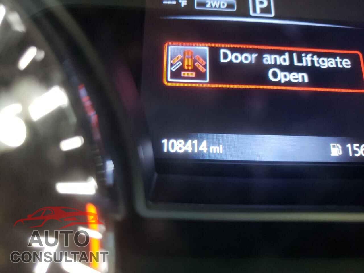 NISSAN PATHFINDER 2017 - 5N1DR2MM2HC691649