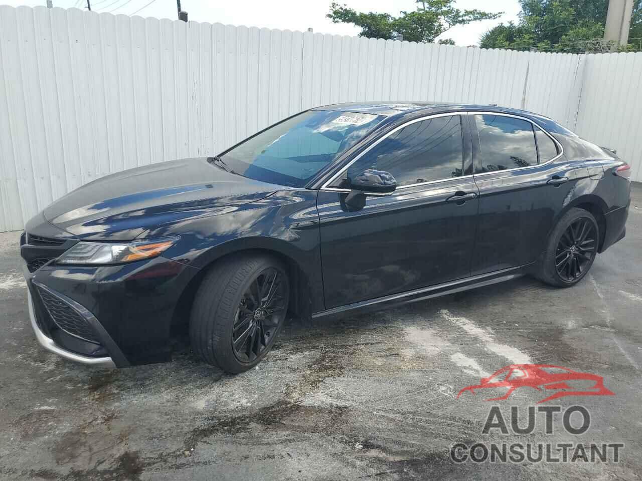 TOYOTA CAMRY 2021 - 4T1K61AK4MU520760
