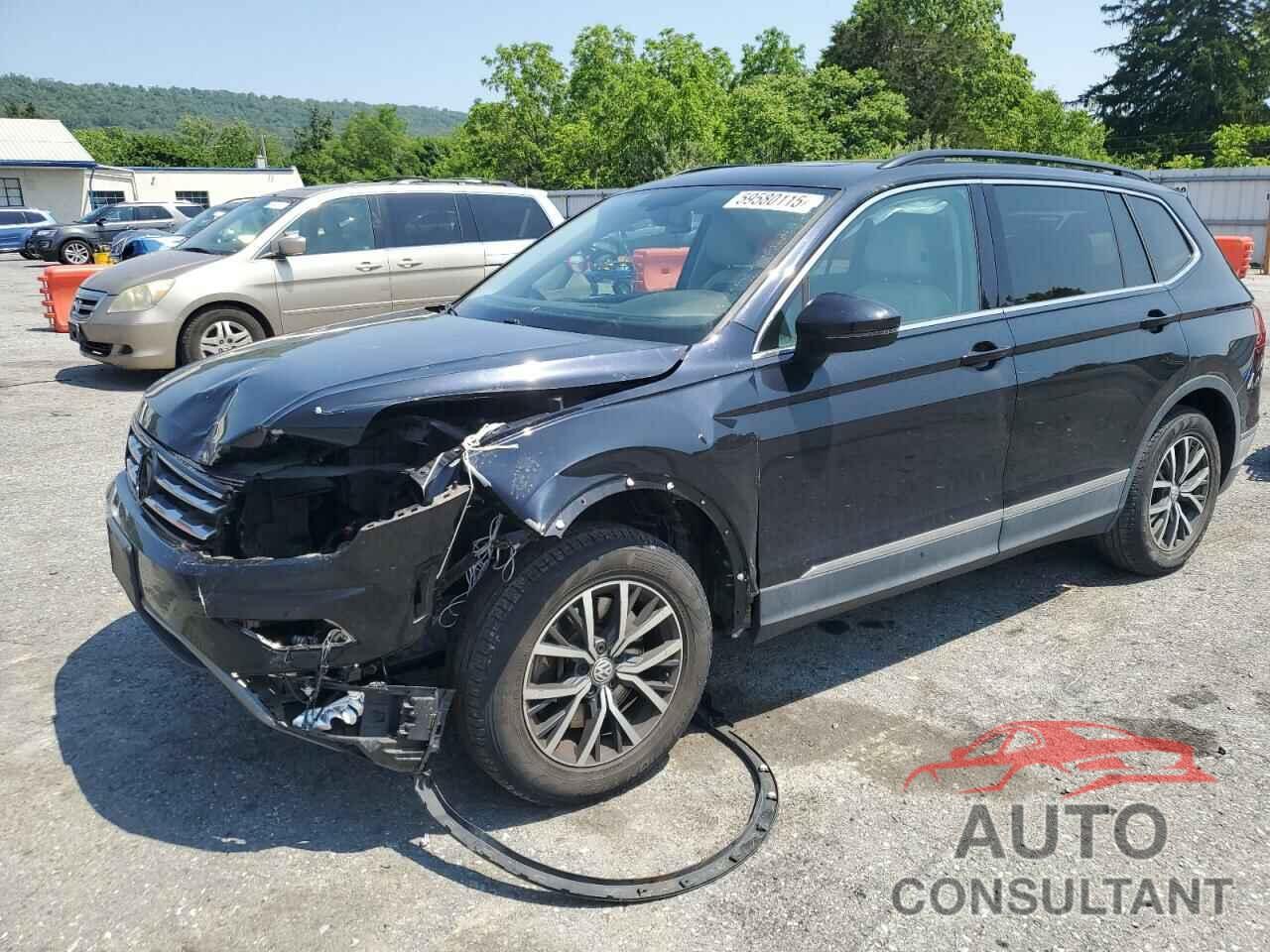 VOLKSWAGEN TIGUAN 2018 - 3VV2B7AX7JM212367