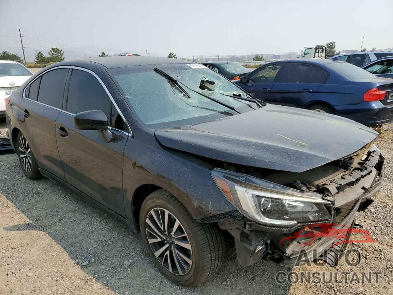 SUBARU LEGACY 2019 - 4S3BNAF60K3020195