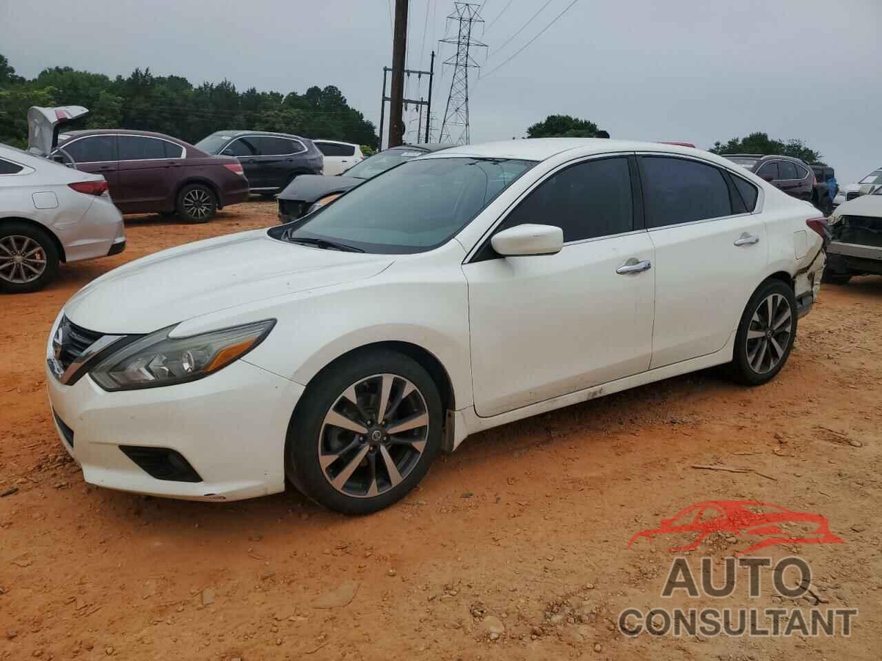NISSAN ALTIMA 2017 - 1N4AL3AP5HC109658