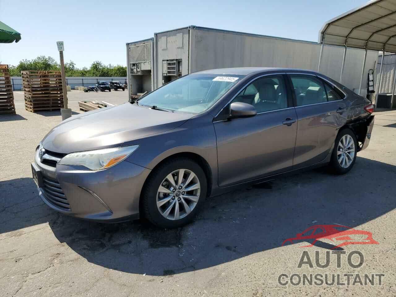 TOYOTA CAMRY 2016 - 4T4BF1FK2GR526558