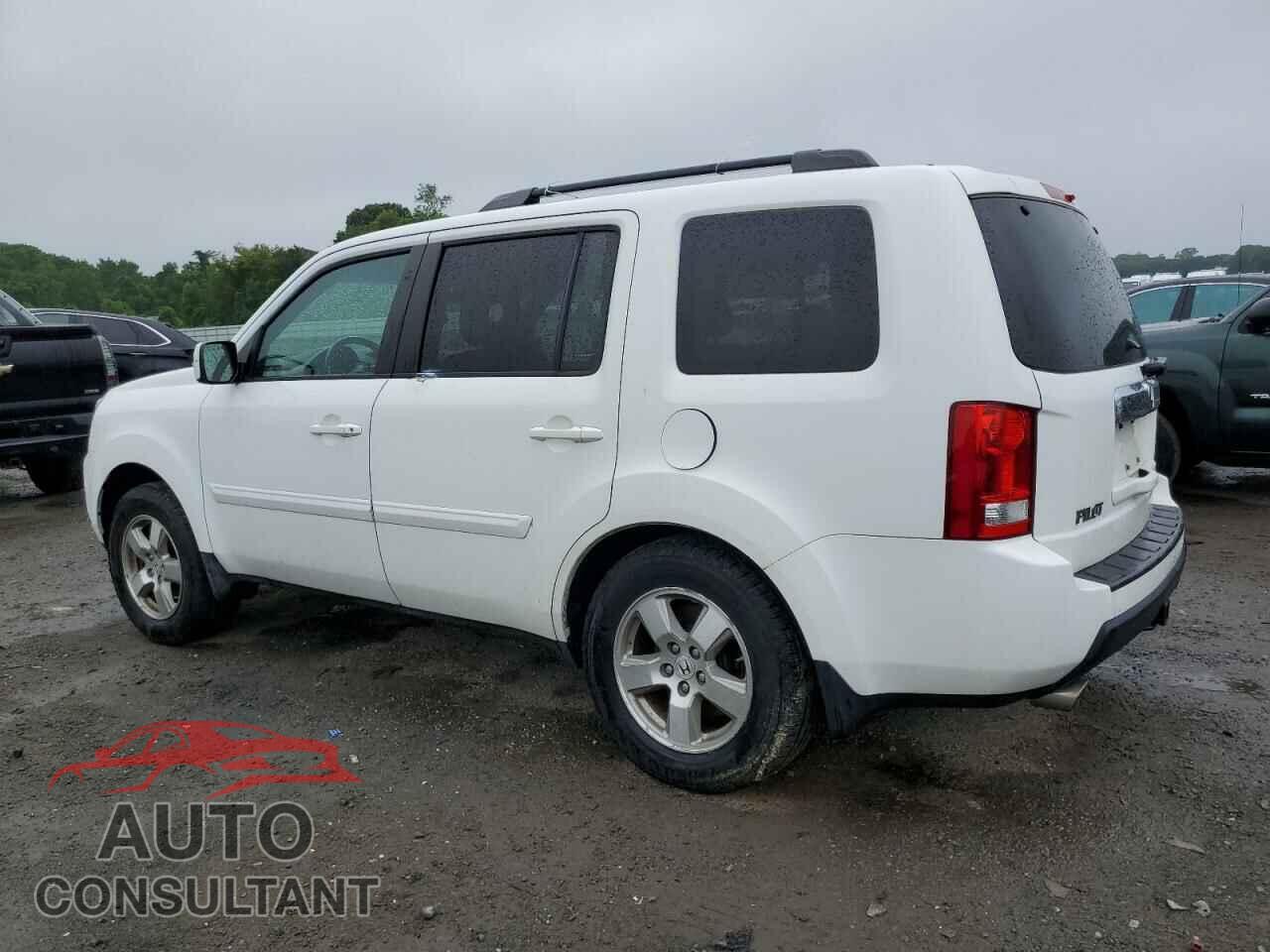 HONDA PILOT 2011 - 5FNYF4H52BB059404