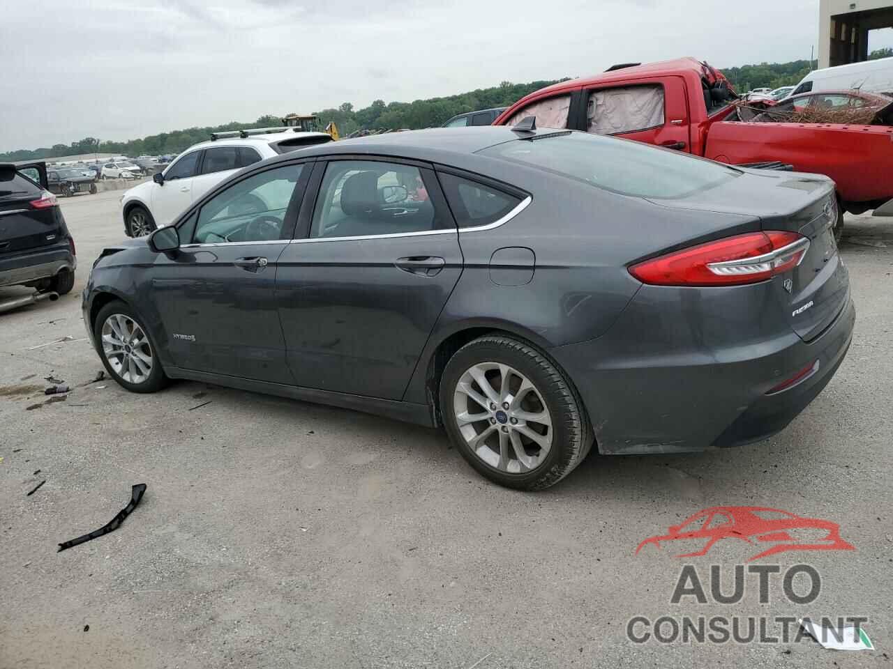 FORD FUSION 2019 - 3FA6P0LU7KR263647