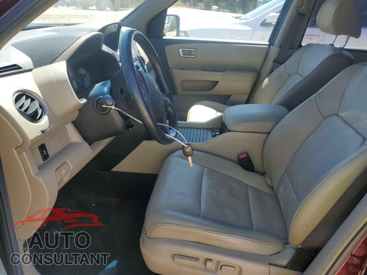 HONDA PILOT 2013 - 5FNYF3H57DB018103