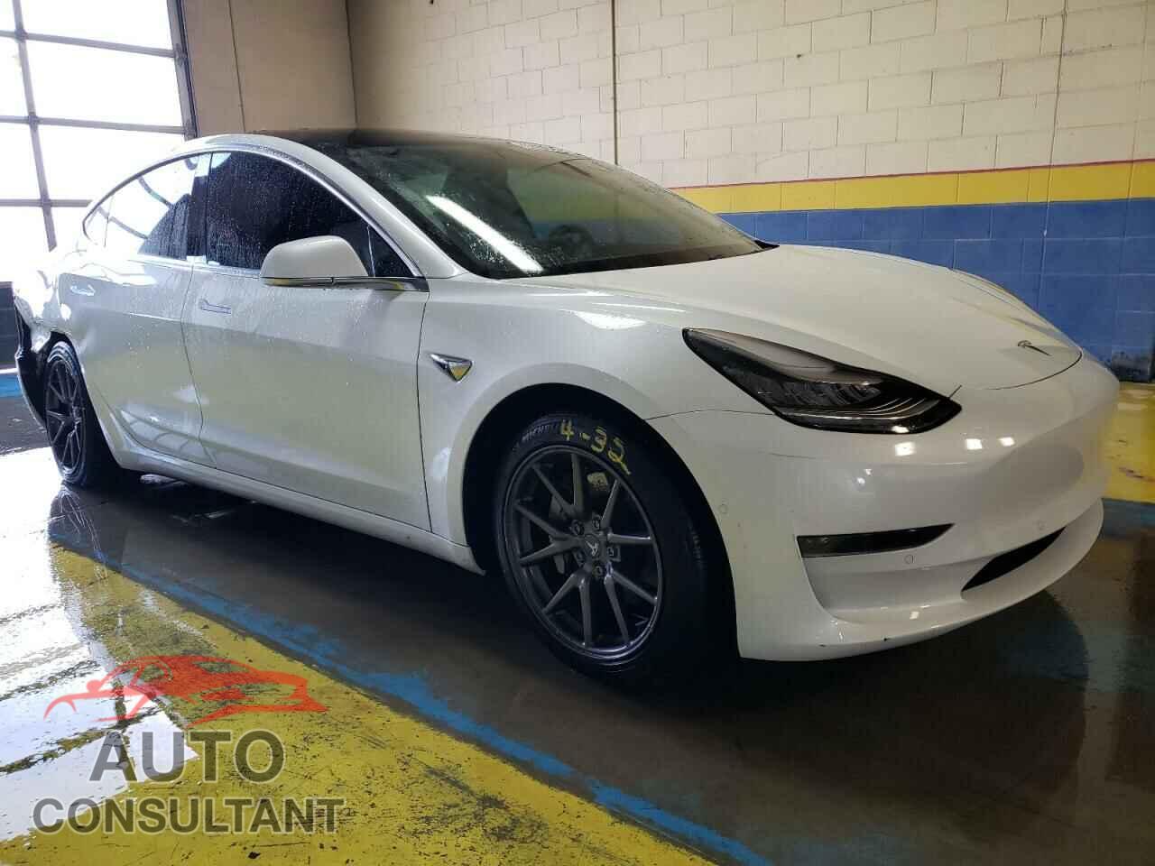 TESLA MODEL 3 2020 - 5YJ3E1EA1LF590706