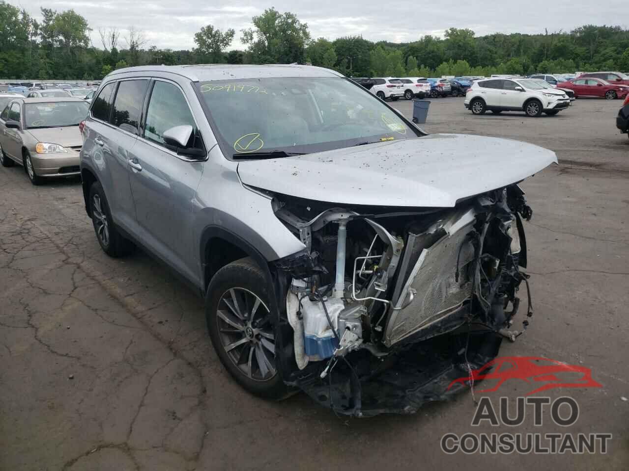 TOYOTA HIGHLANDER 2019 - 5TDJZRFH9KS575855