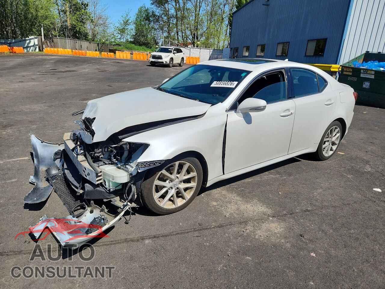 LEXUS IS 2011 - JTHBF5C29B5132518