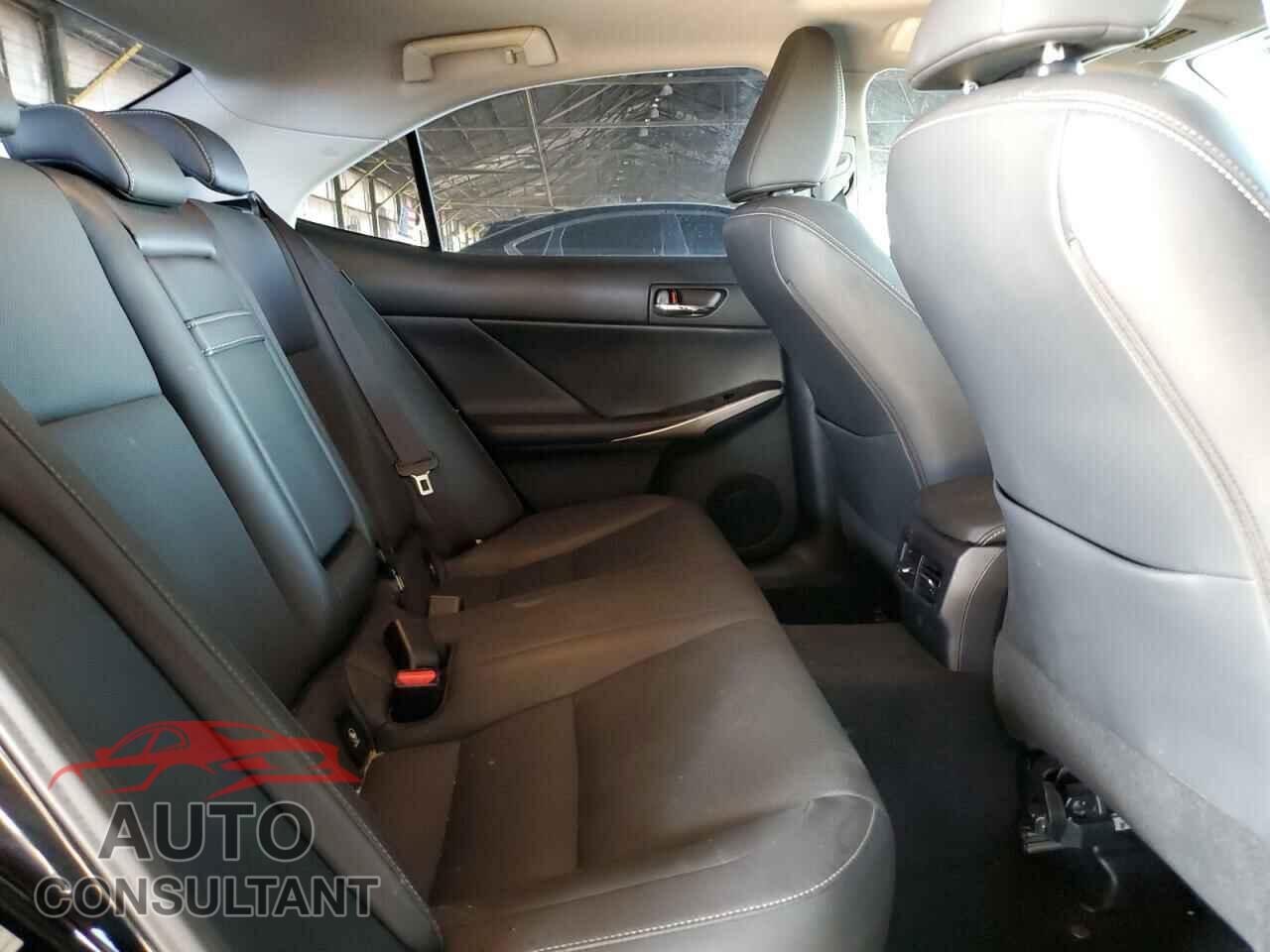 LEXUS IS 2015 - JTHBF1D26F5077491