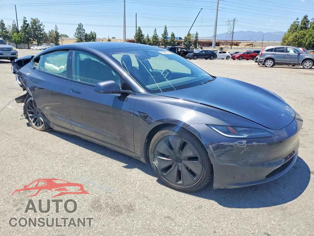 TESLA MODEL 3 2024 - 5YJ3E1EA7RF726961