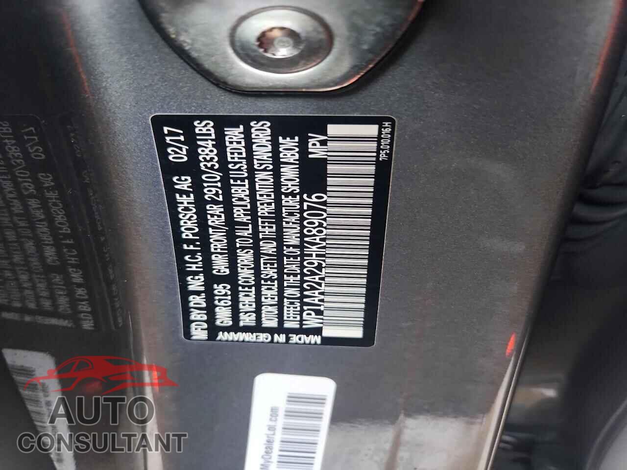 PORSCHE CAYENNE 2017 - WP1AA2A29HKA89076