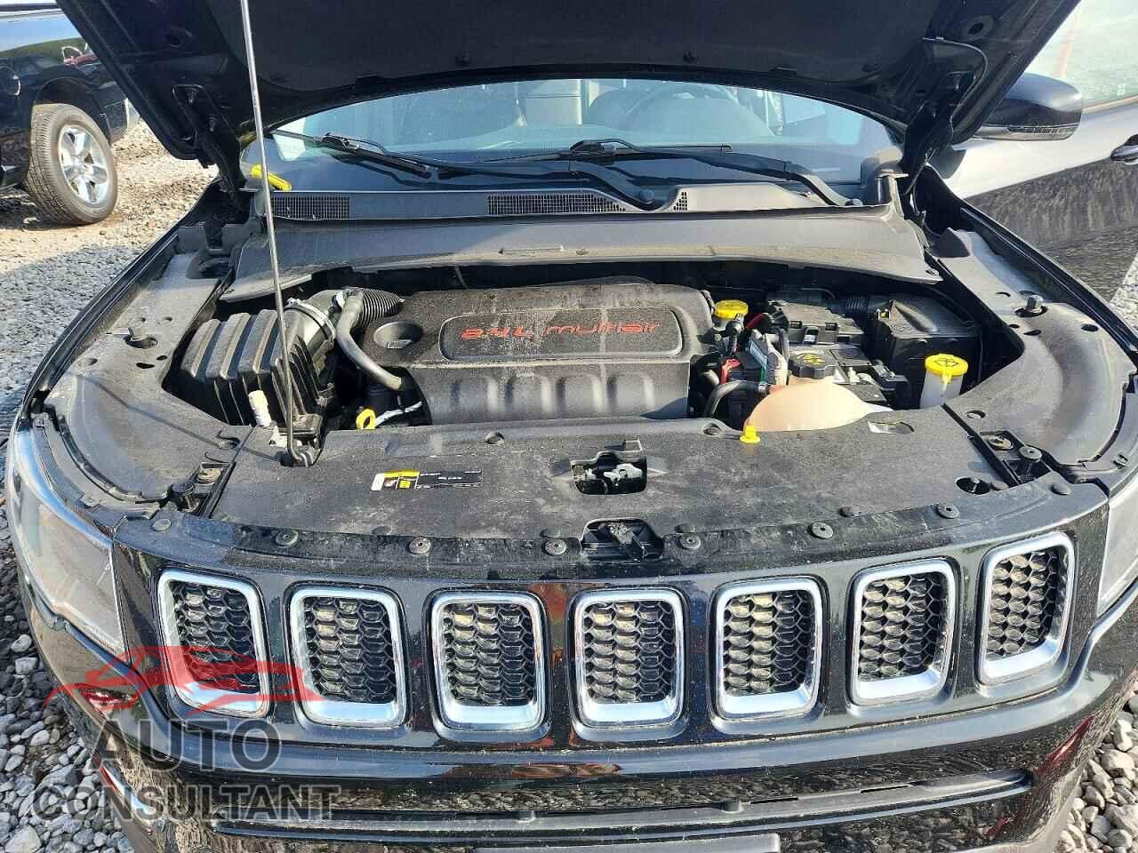 JEEP COMPASS 2018 - 3C4NJDCB2JT374914