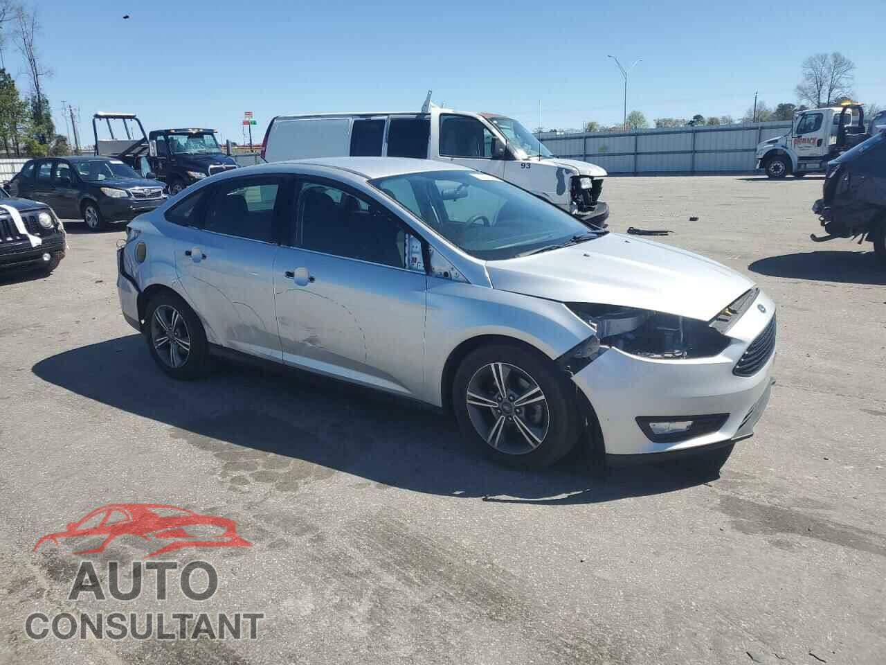 FORD FOCUS 2017 - 1FADP3FE5HL274425