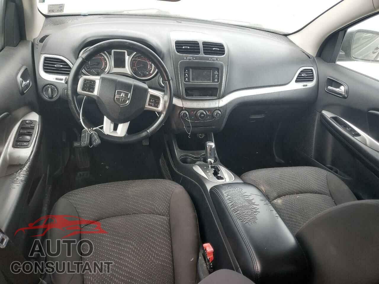 DODGE JOURNEY 2015 - 3C4PDCAB1FT510681