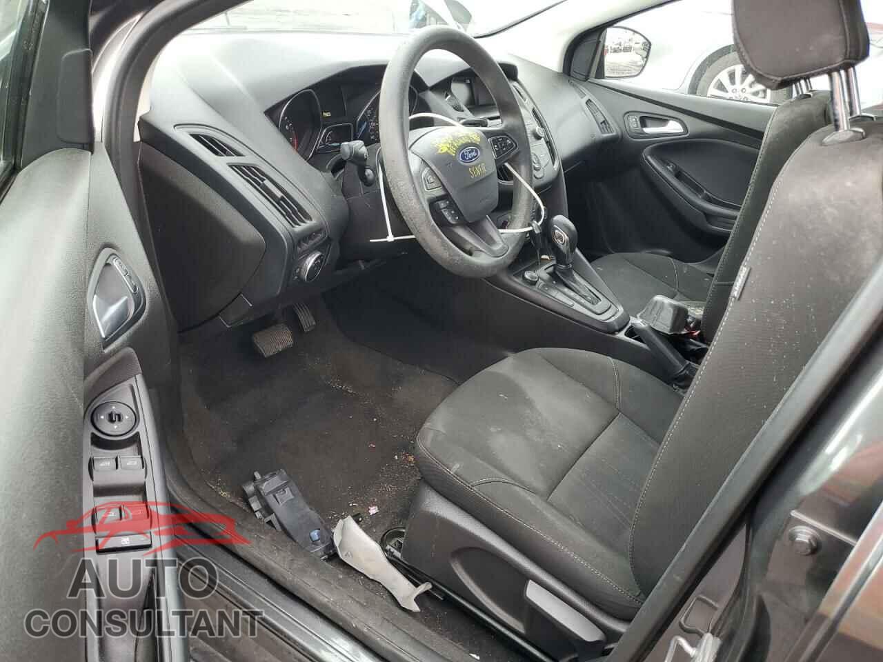 FORD FOCUS 2017 - 1FADP3FE3HL235896