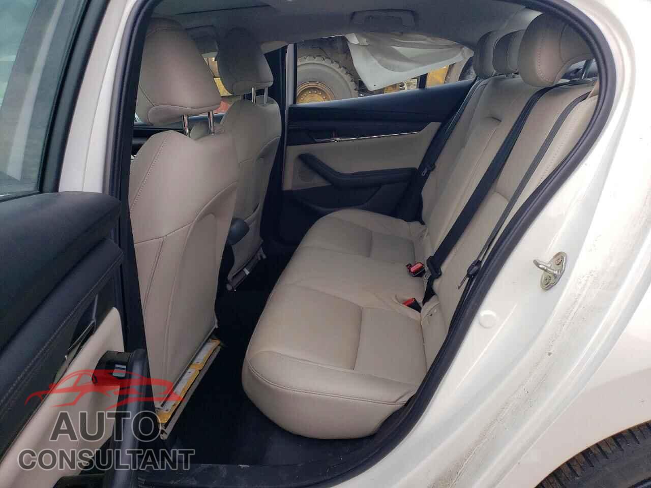 MAZDA 3 2021 - 3MZBPBAY0MM253632