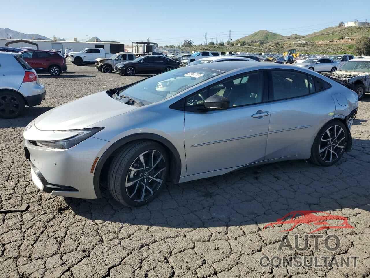 TOYOTA PRIUS 2024 - JTDACACU2R3019905