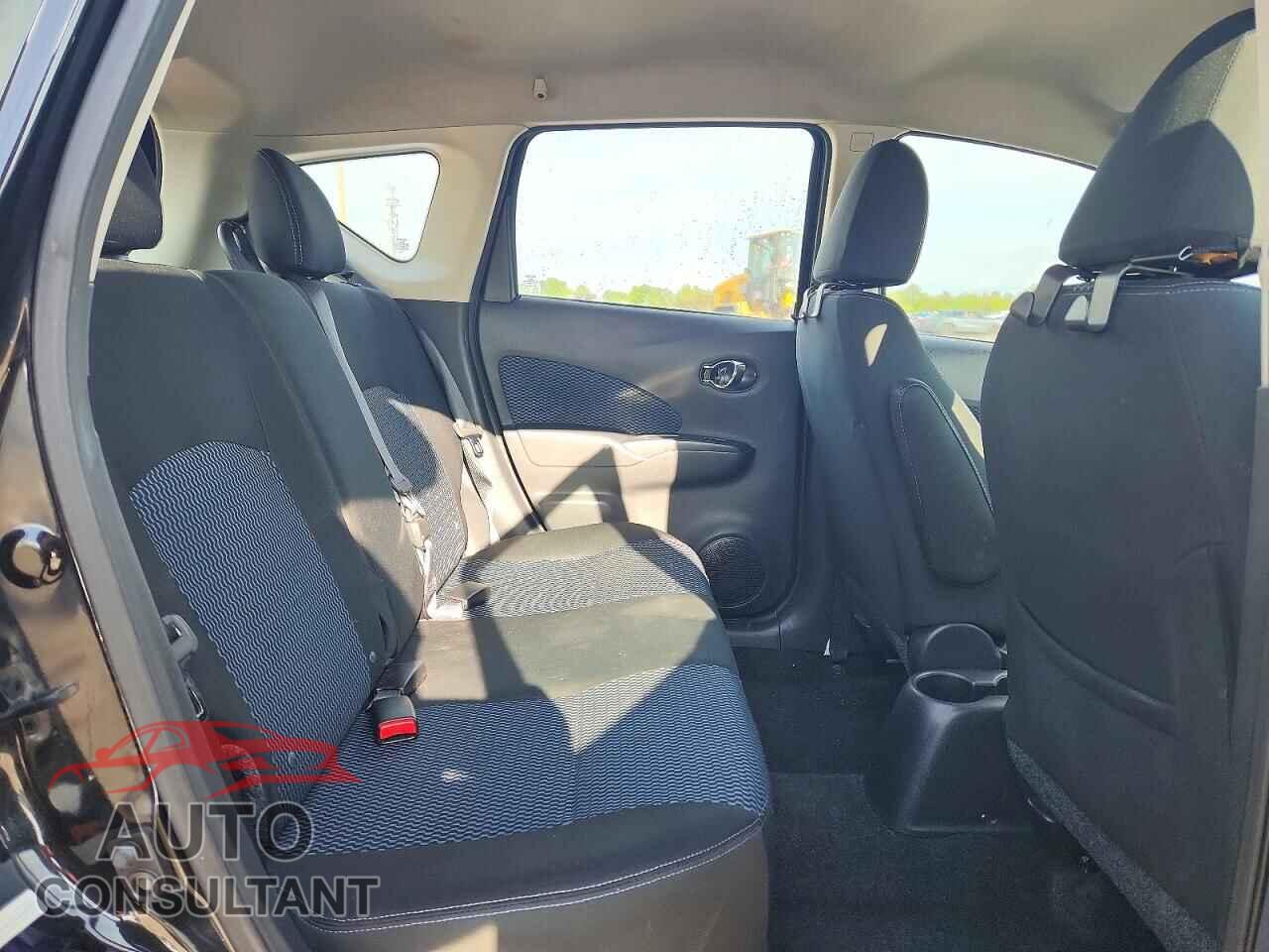 NISSAN VERSA 2019 - 3N1CE2CP3KL357877