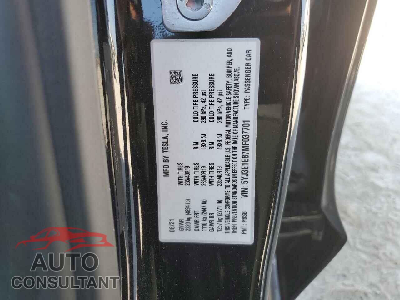 TESLA MODEL 3 2021 - 5YJ3E1EB7MF037701