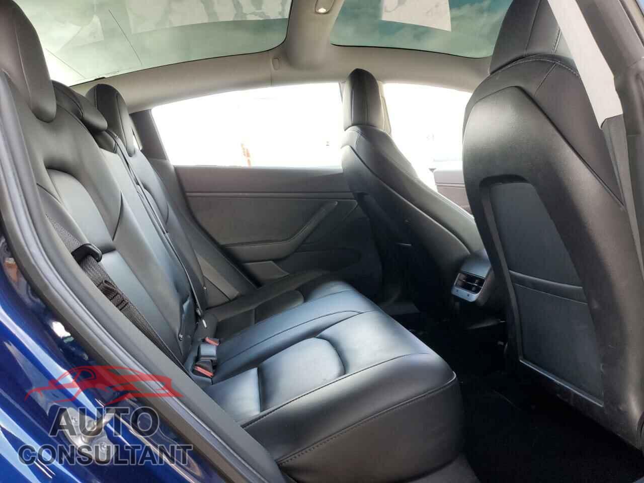TESLA MODEL 3 2018 - 5YJ3E1EA1JF034666
