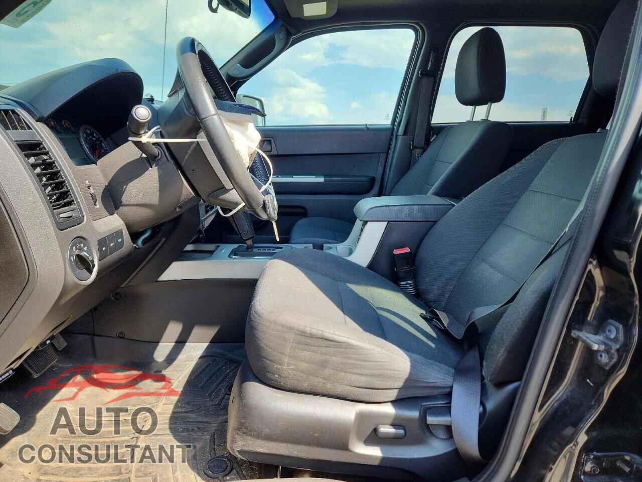 FORD ESCAPE 2011 - 1FMCU9DG8BKB24713