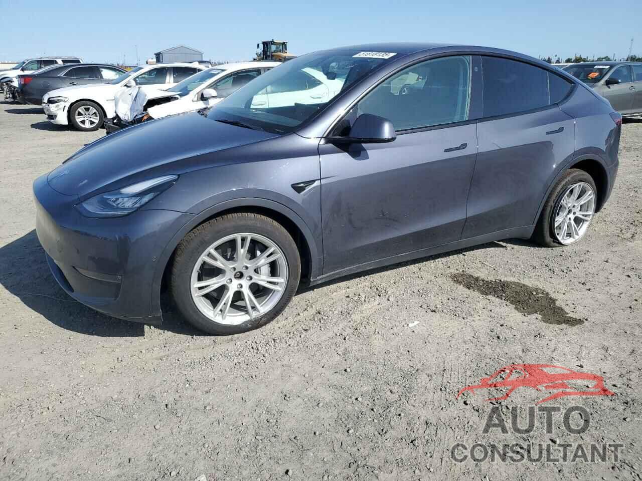 TESLA MODEL Y 2021 - 5YJYGDEE9MF304607