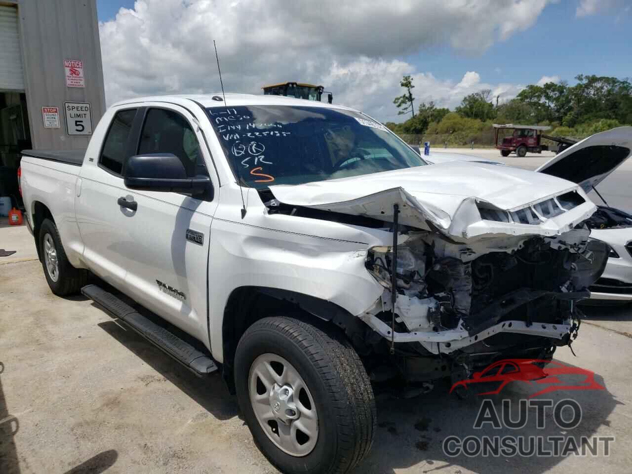 TOYOTA TUNDRA 2017 - 5TFRW5F19HX225135