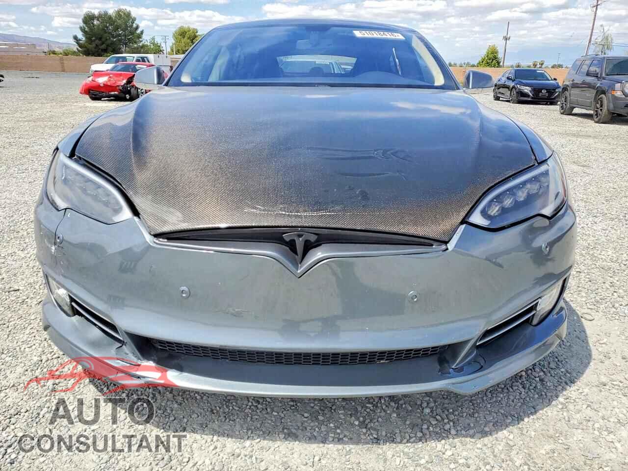 TESLA MODEL S 2013 - 5YJSA1CN4DFP27183