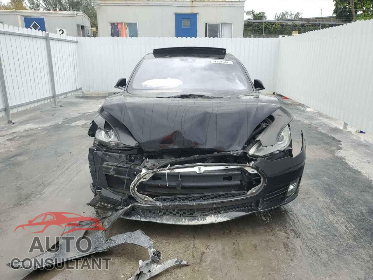 TESLA MODEL S 2016 - 5YJSA1E26GF123285