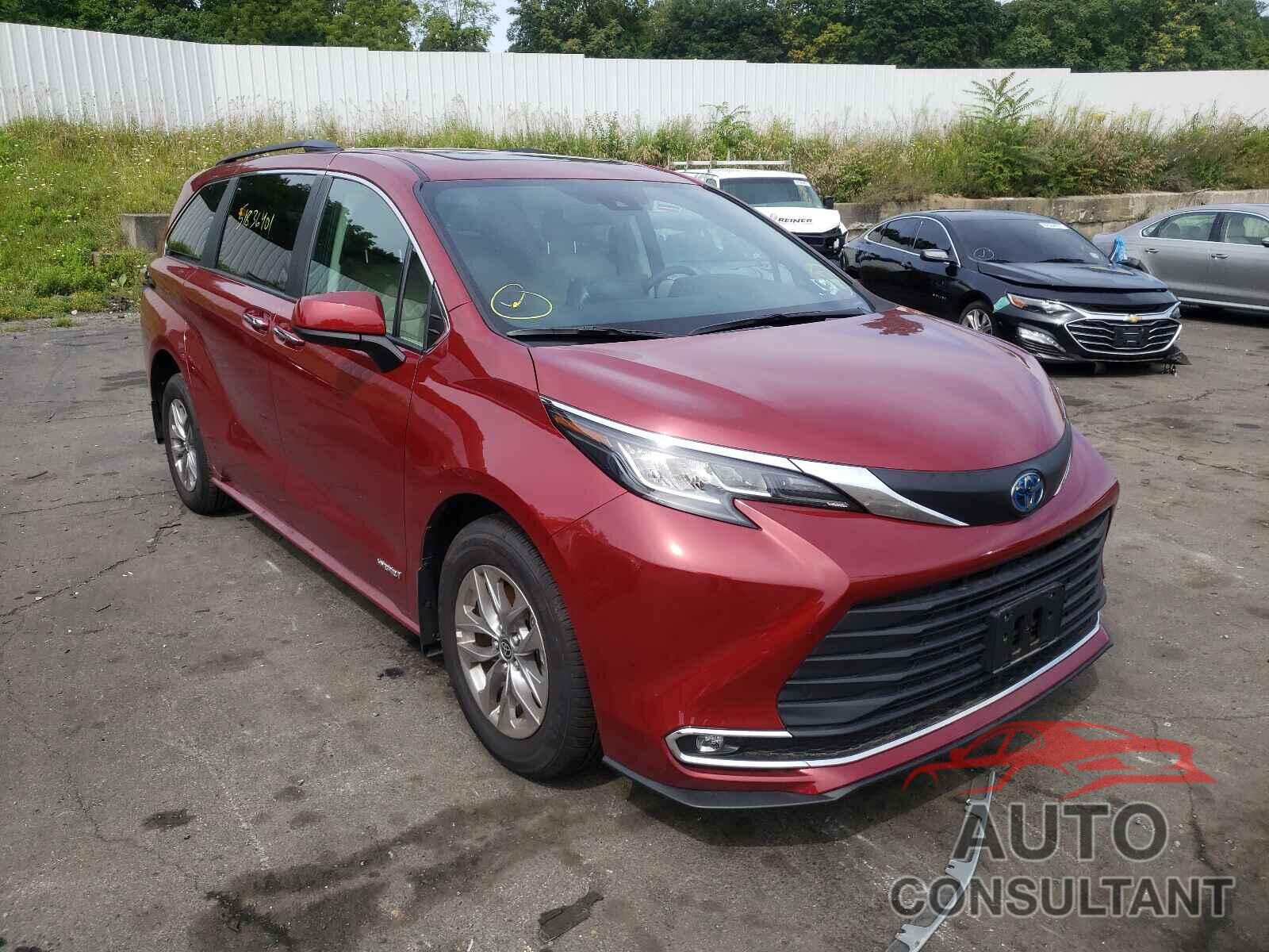 TOYOTA SIENNA 2021 - 5TDJSKFC5MS009114