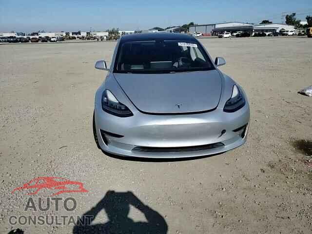 TESLA MODEL 3 2018 - 5YJ3E1EB7JF065140