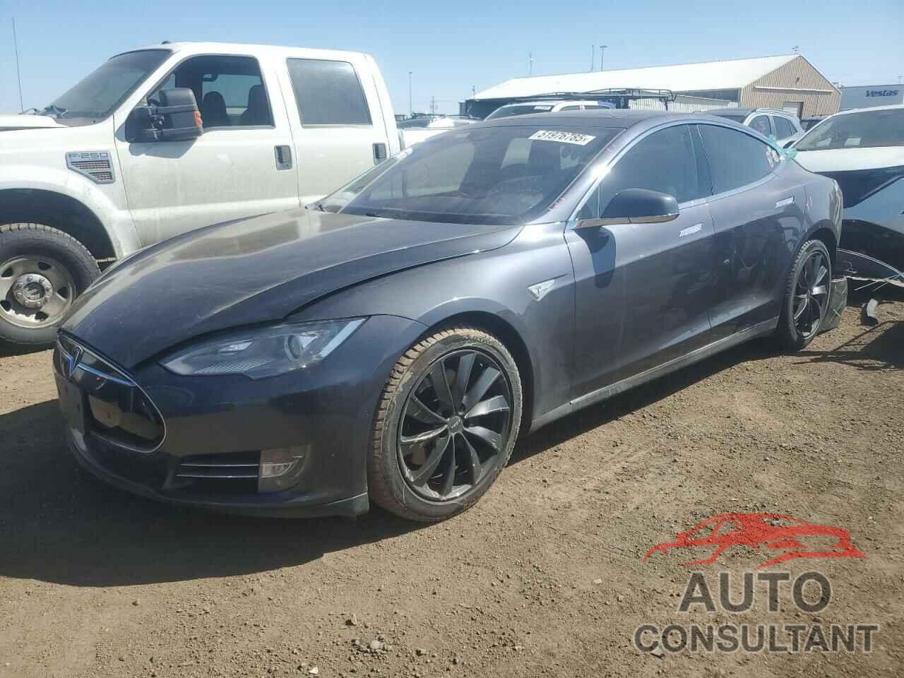 TESLA MODEL S 2015 - 5YJSA1S26FF095359