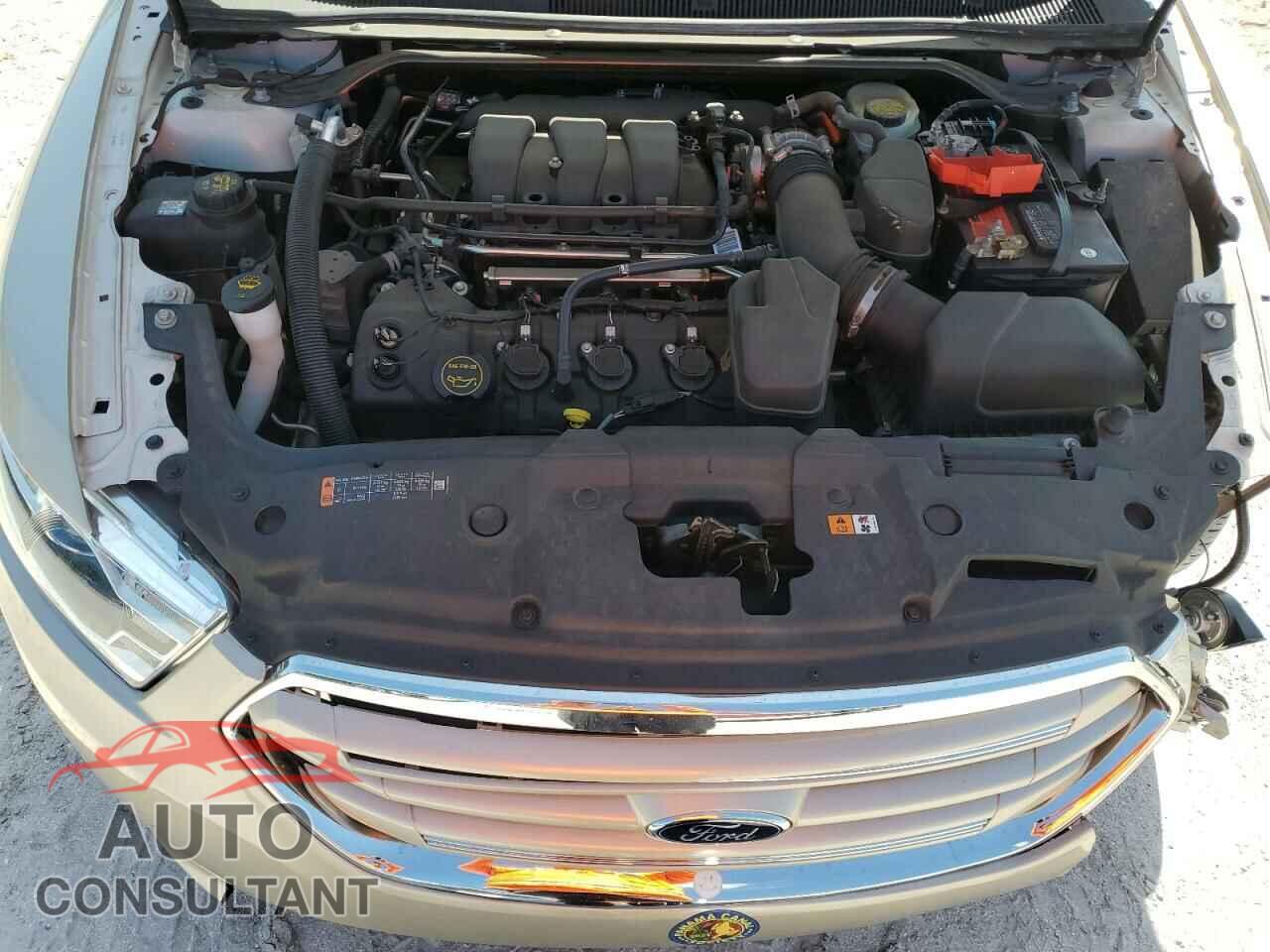 FORD TAURUS 2017 - 1FAHP2E83HG131912