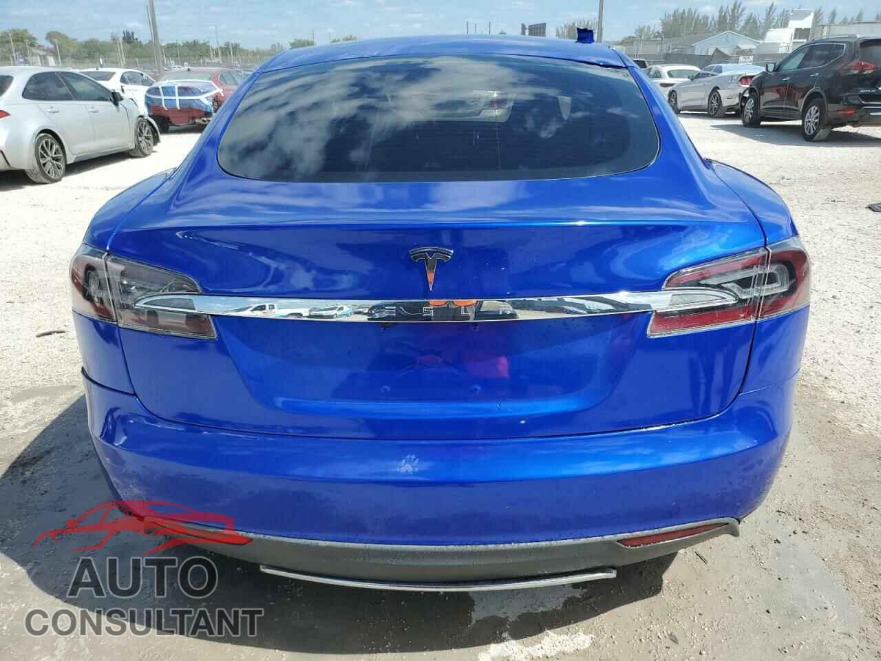 TESLA MODEL S 2014 - 5YJSA1S14EFP44162