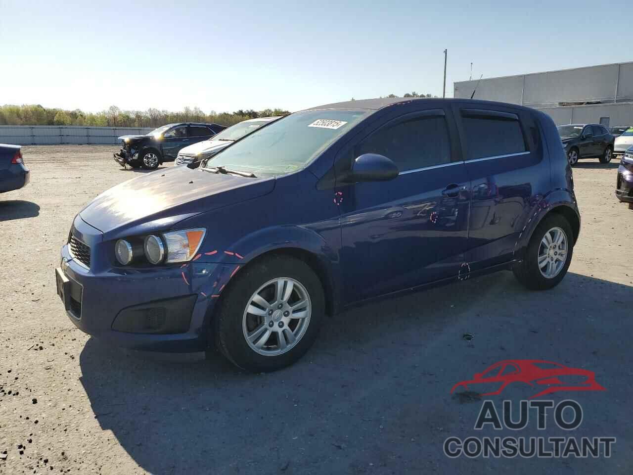 CHEVROLET SONIC 2013 - 1G1JC6SB1D4152390
